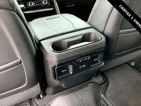 Used 2024 GMC Sierra 2500 AT4X image 11