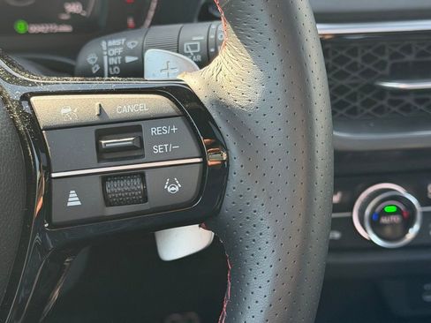 Certified 2025 Acura ADX A-Spec image 18