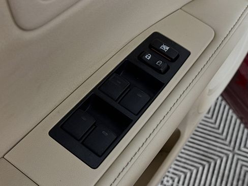 Used 2015 Lexus ES 350 w/ Luxury Package FWD image 17