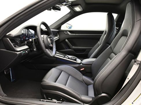 New 2026 Porsche 911 Carrera RWD image 5