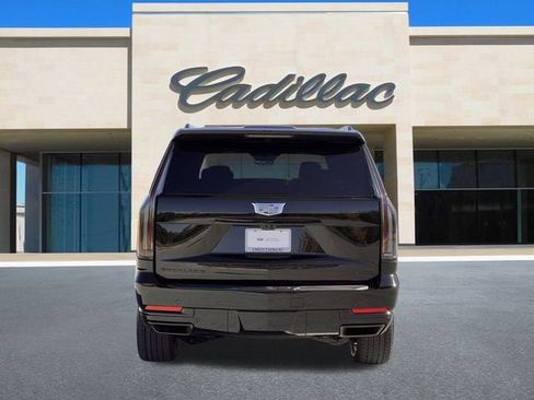 Certified 2026 Cadillac Escalade ESV Sport w/ LPO, ONYX Package image 5