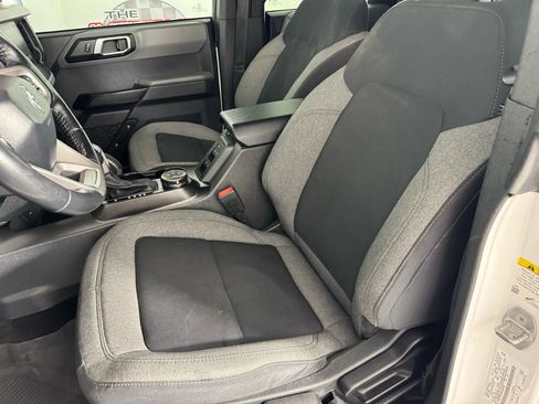 Used 2021 Ford Bronco Big Bend w/ Sasquatch Package image 31