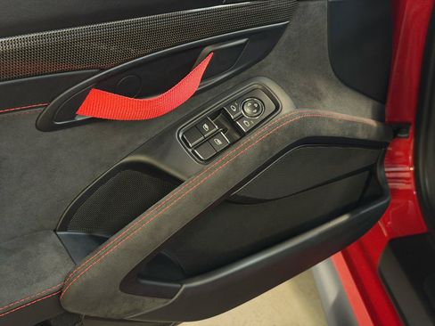Used 2019 Porsche 911 GT3 RS RWD image 17