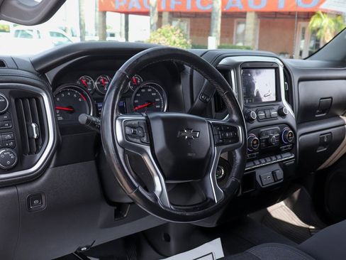 Used 2020 Chevrolet Silverado 1500 LT Trail Boss w/ Convenience Package image 15