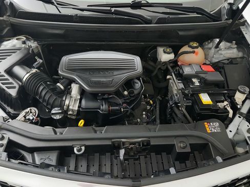 Used 2021 Cadillac XT5 Premium Luxury w/ LPO, Floor Liner Package FWD image 30