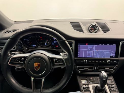Used 2021 Porsche Macan AWD/4WD image 20