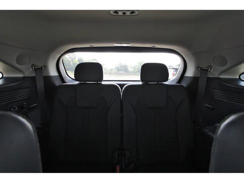 Used 2023 Kia Sorento SX AWD/4WD image 11