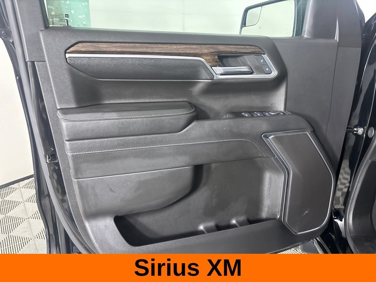 Used 2024 GMC Sierra 1500 Elevation AWD/4WD image 10