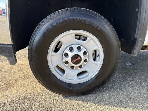 Used 2022 GMC Sierra 2500 Pro w/ Convenience Package image 27