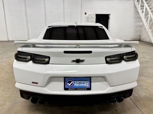 Used 2022 Chevrolet Camaro SS RWD image 6