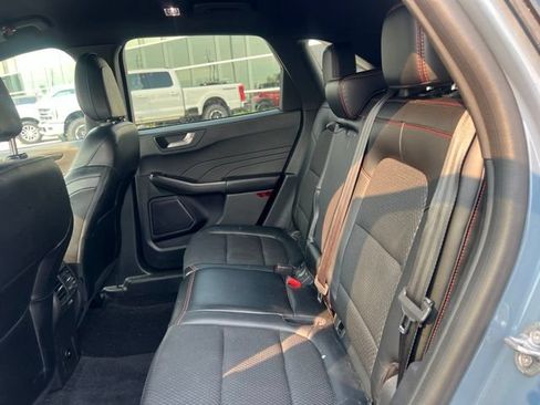 Used 2024 Ford Escape ST-Line w/ Tech Pack #1 AWD/4WD image 17