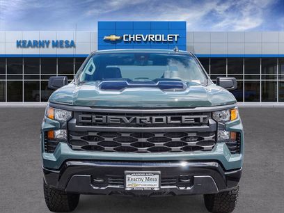 New 2026 Chevrolet Silverado 1500 Custom Trail Boss w/ Dark Appearance Package