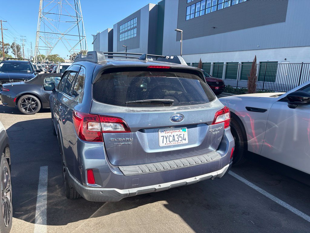 Used 2017 Subaru Outback 3.6R Limited AWD/4WD image 8