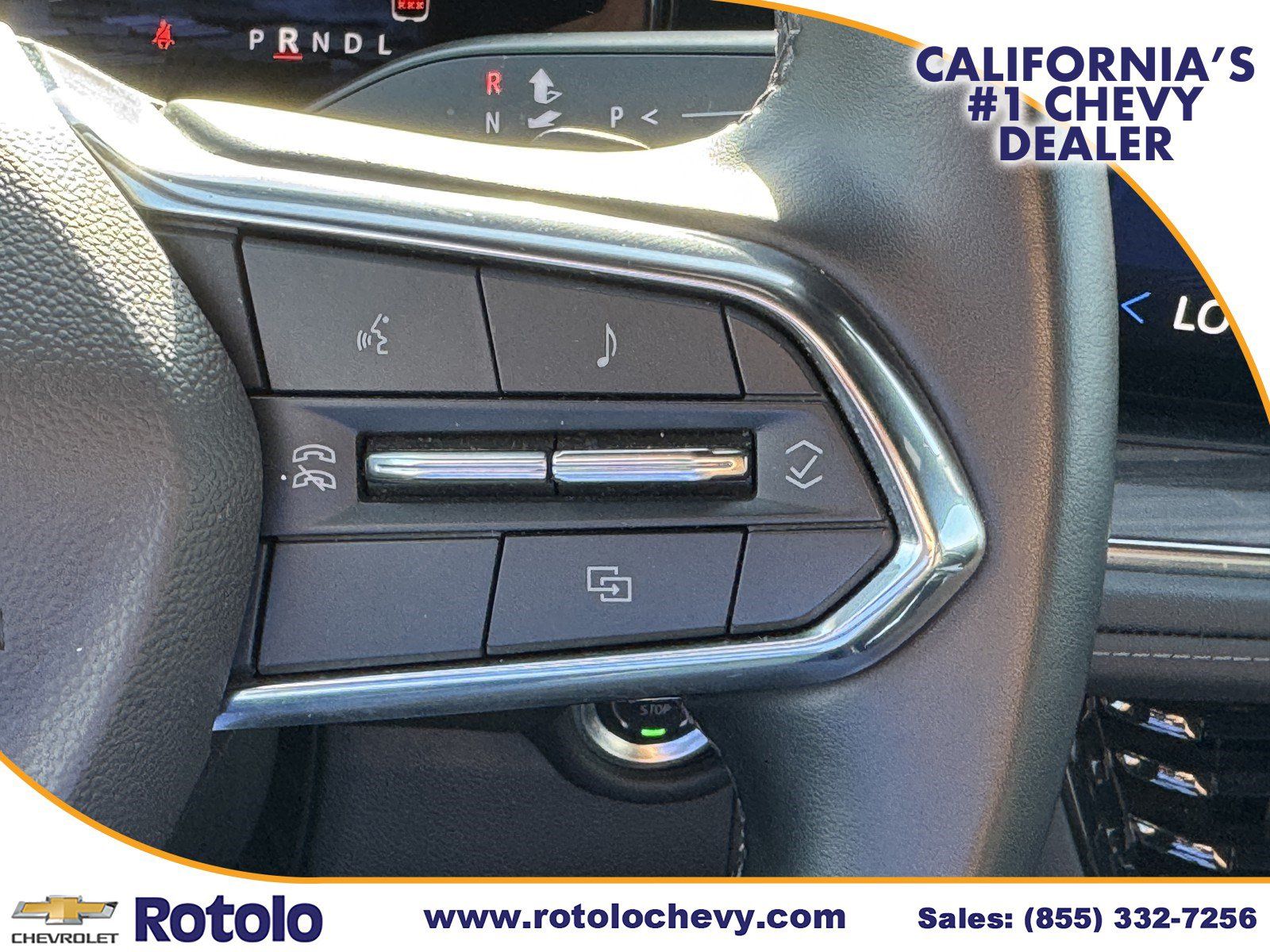 Used 2025 Chevrolet Suburban LT RWD image 23