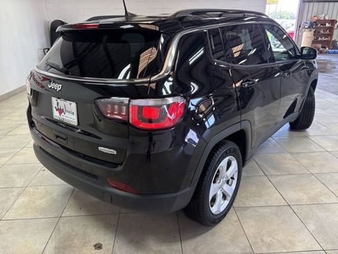 Used 2019 Jeep Compass Latitude w/ Popular Equipment Group image 7