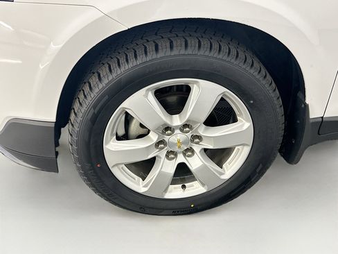 Used 2017 Chevrolet Traverse LT w/ Style and Technology Package AWD/4WD image 11