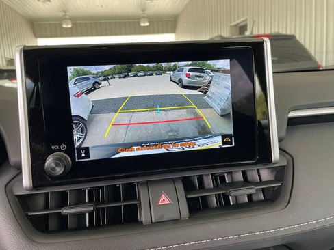 Used 2024 Toyota RAV4 XLE image 17