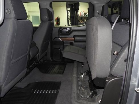 Used 2021 Chevrolet Silverado 1500 RST w/ Z71 Off-Road Package image 38