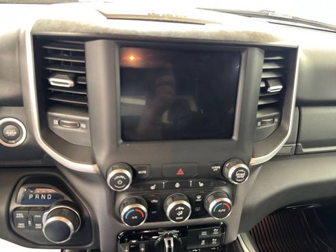 Used 2022 RAM 1500 Big Horn AWD/4WD image 21