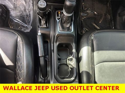 Used 2023 Jeep Gladiator Overland image 19