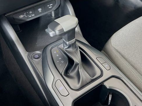Used 2025 Kia K4 FWD image 20