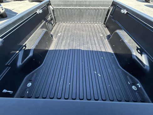 Used 2022 Toyota Tacoma TRD Sport w/ TRD Premium Sport Package image 17