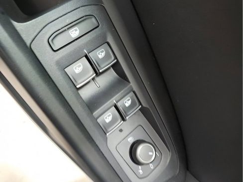 Used 2018 Volkswagen Atlas SE image 25