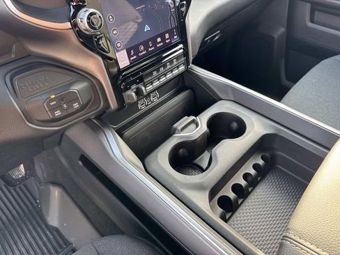 New 2026 RAM 2500 Big Horn AWD/4WD image 29