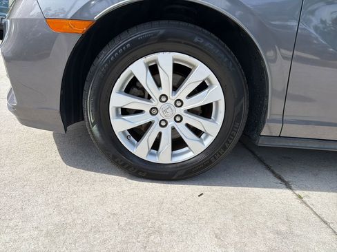 Used 2019 Honda Odyssey LX image 10