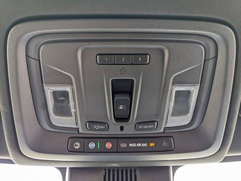 Used 2024 Chevrolet Silverado 1500 ZR2 image 62