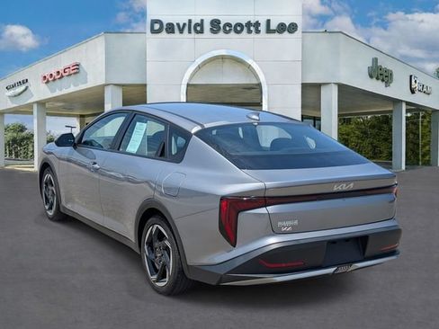 Used 2025 Kia K4 EX FWD image 8