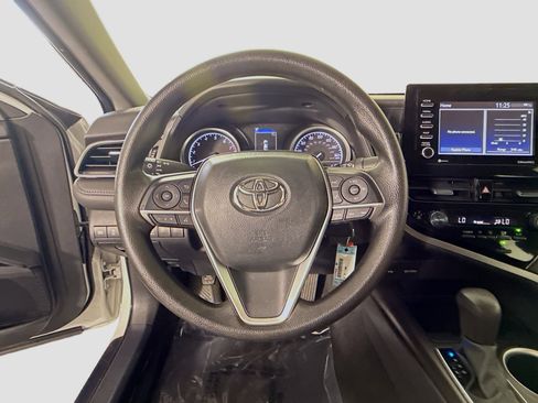 Used 2023 Toyota Camry LE FWD image 13