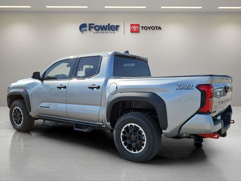 New 2026 Toyota Tacoma TRD Off-Road AWD/4WD image 5