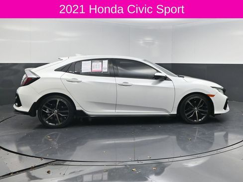 Used 2021 Honda Civic Sport image 2