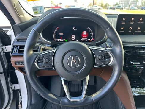 Used 2023 Acura MDX SH-AWD w/ Advance Package image 14