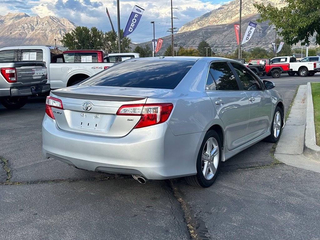 Used 2012 Toyota Camry SE FWD image 9