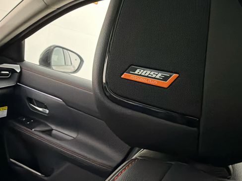 New 2026 Nissan Kicks SR w/ SR Premium Package image 17