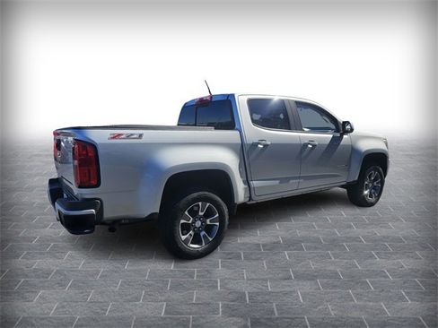 Used 2017 Chevrolet Colorado Z71 image 5