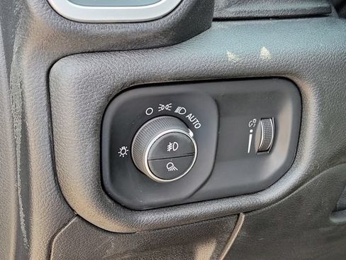 Used 2021 RAM 1500 Big Horn AWD/4WD image 9
