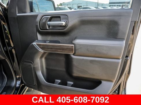 Used 2022 Chevrolet Silverado 1500 RST AWD/4WD image 19