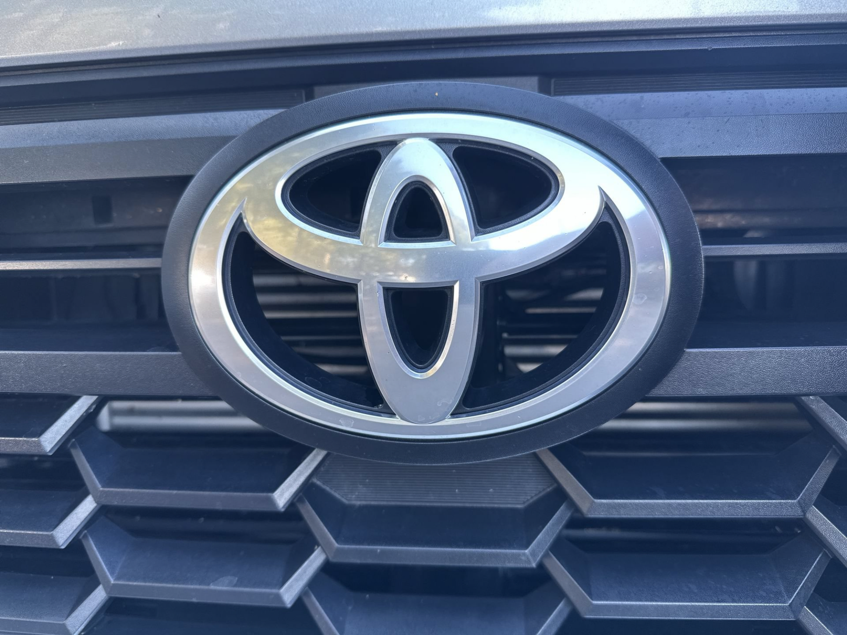 Used 2024 Toyota Tacoma TRD Sport AWD/4WD image 26