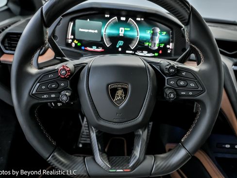 Used 2026 Lamborghini Temerario AWD/4WD image 30
