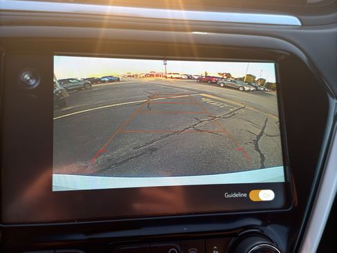 Used 2017 Chevrolet Bolt LT FWD image 19