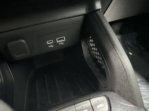 Certified 2025 Chevrolet TrailBlazer LT AWD/4WD image 24