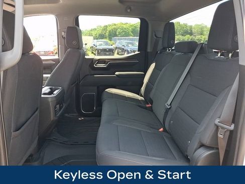 Used 2022 Chevrolet Silverado 1500 RST w/ Max Trailering Package AWD/4WD image 21