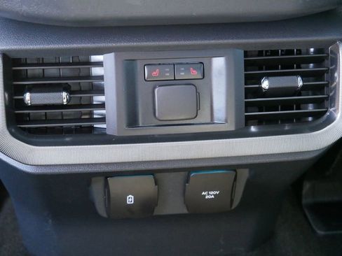 Used 2022 Ford F150 Platinum w/ Equipment Group 701A High AWD/4WD image 15