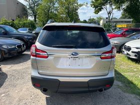 Used 2019 Subaru Ascent Premium AWD/4WD image 4