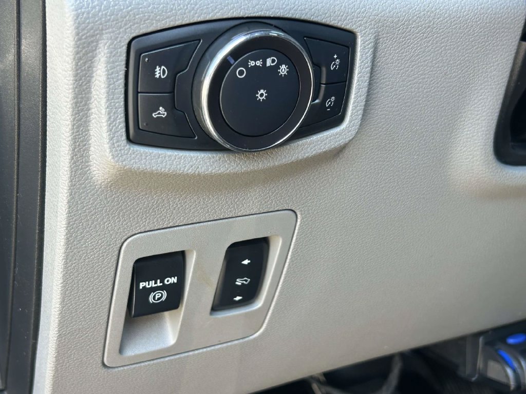 Used 2018 Ford F150 XLT w/ Equipment Group 302A Luxury AWD/4WD image 20