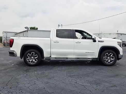 Used 2025 GMC Sierra 1500 SLT w/ SLT Premium Plus Package AWD/4WD image 6