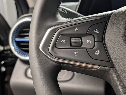 New 2026 Chevrolet Trax LT w/ LT Convenience Package FWD image 18